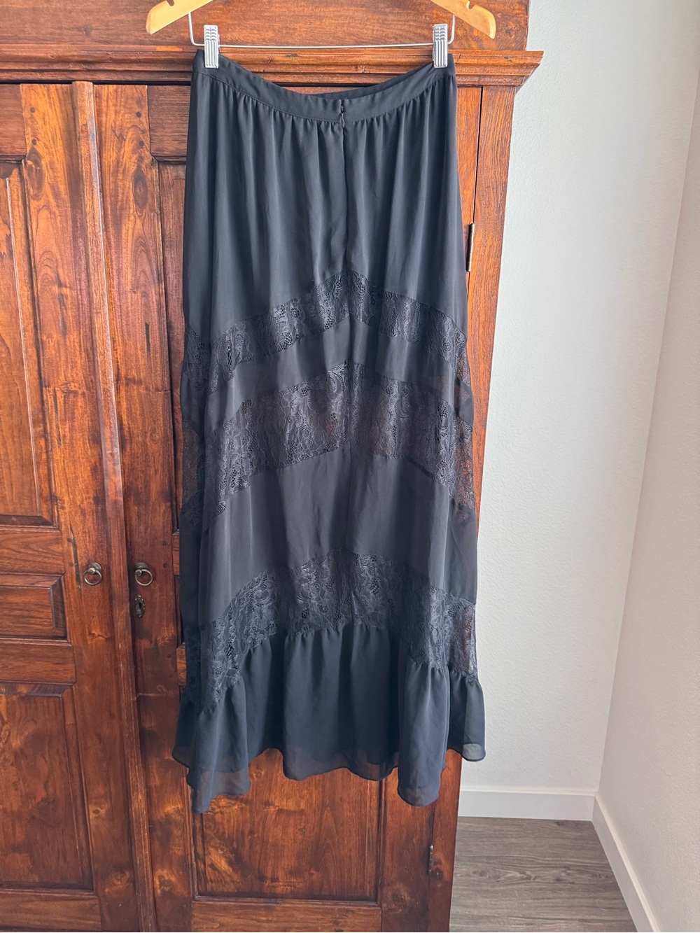Express Black Lace Insert Sheer Maxi Skirt - Picture 7 of 8